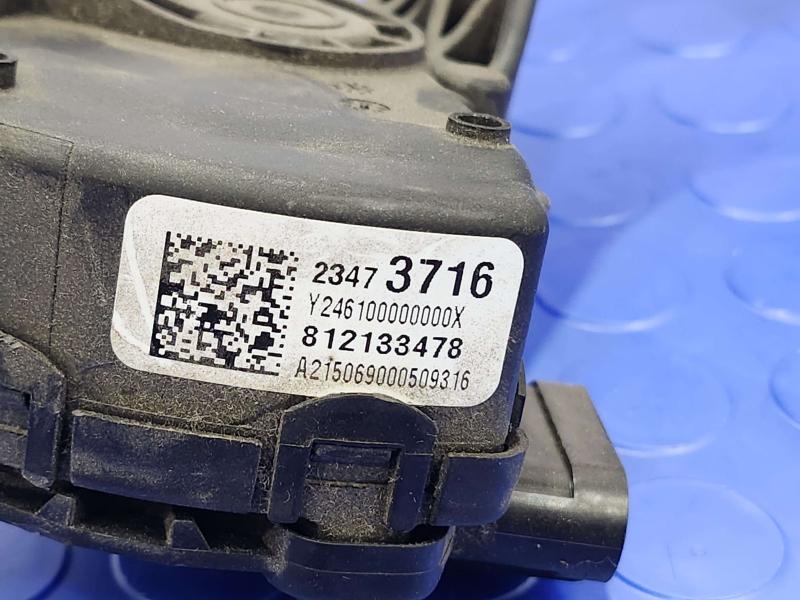 2015 Chevrolet Tahoe Pedal Assembly