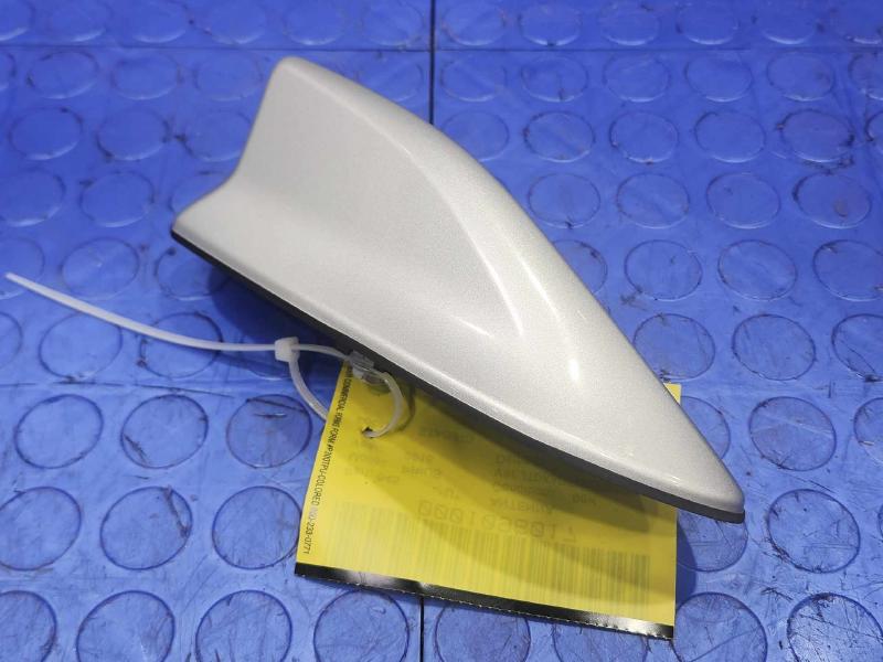 2016 Toyota Prius Antenna