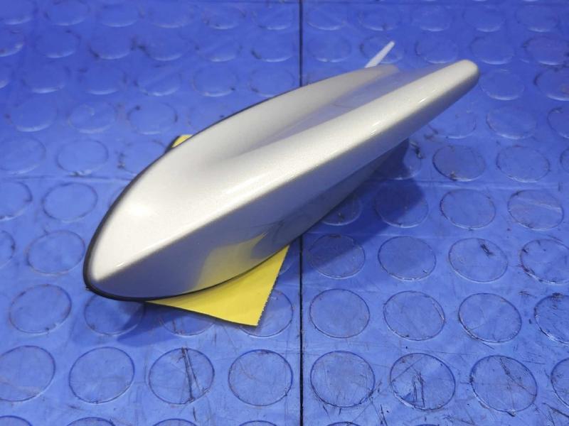 2016 Toyota Prius Antenna