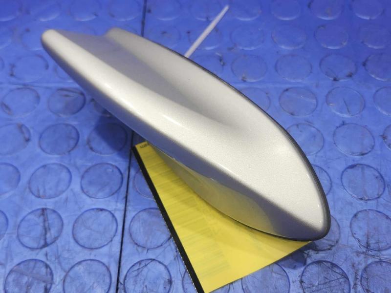 2016 Toyota Prius Antenna