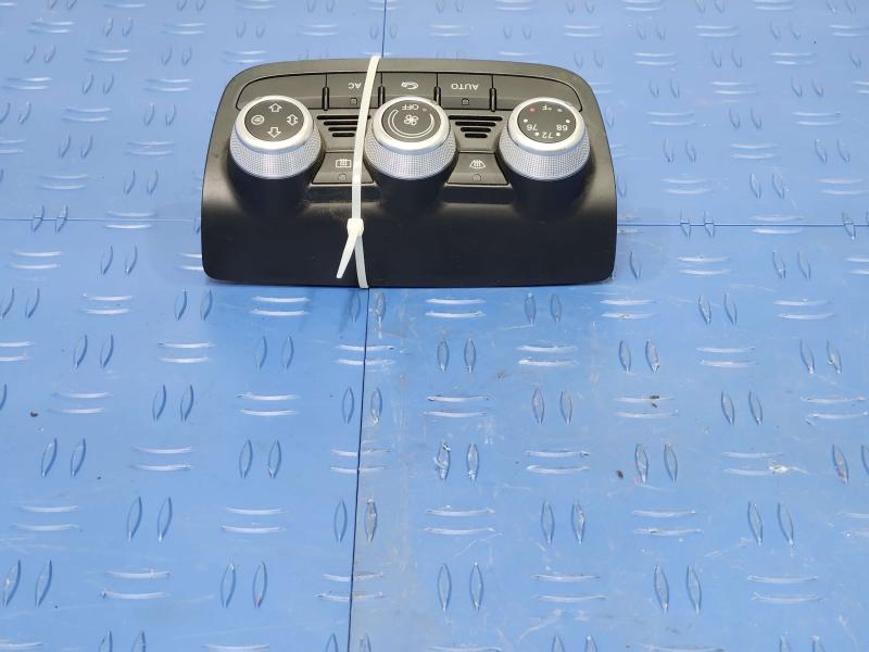 2012 Audi TT Heater A/C Control