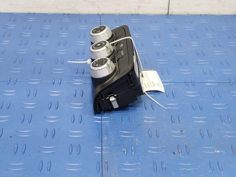 2012 Audi TT Heater A/C Control