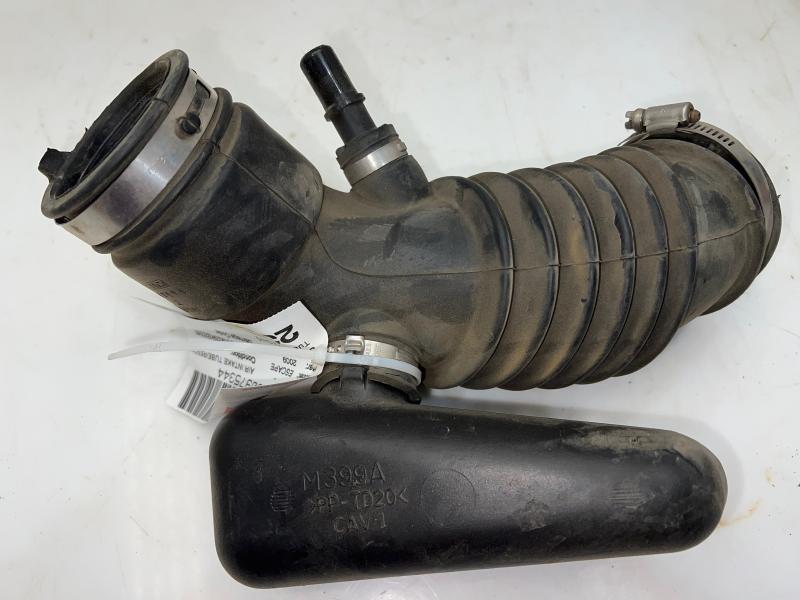 2009 Ford Escape Air Intake Tube/Resonator