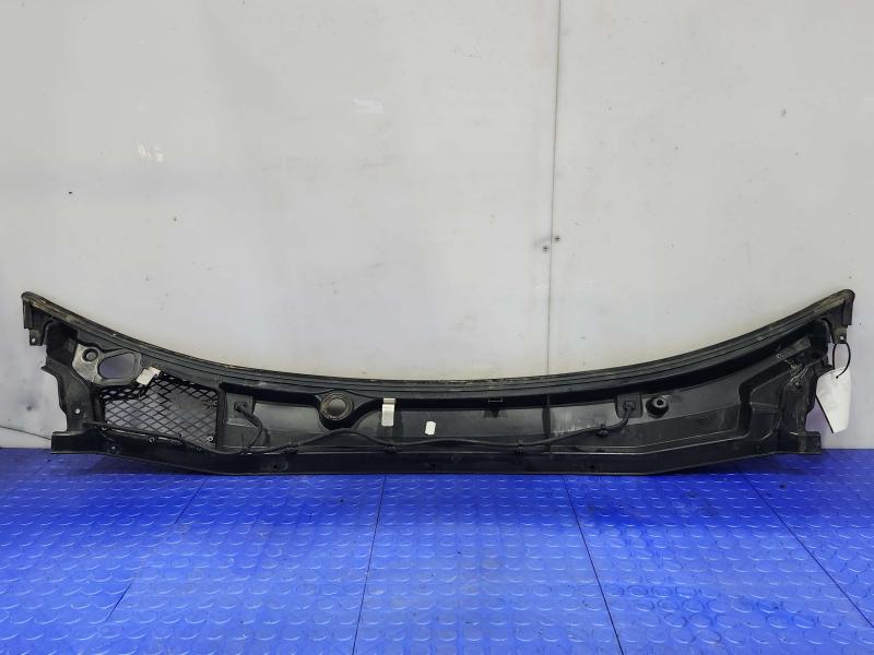 2011 Maserati Quattroporte Cowl