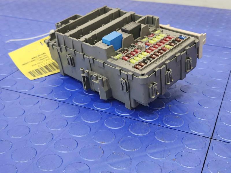 2015 Honda Accord 2.4L Coupe EX EX-L Junction Block Fuse Box OEM 38200-T2A-A22
