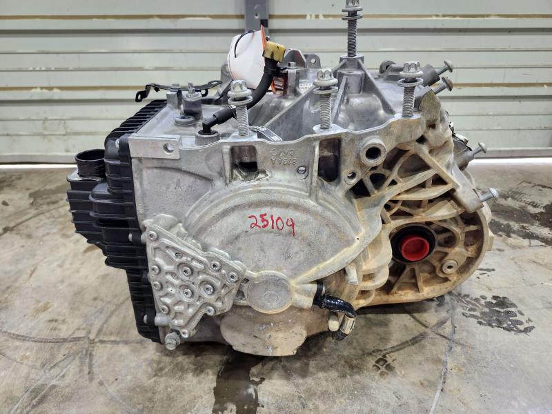 2015 Chrysler 200 Transmission Assy.