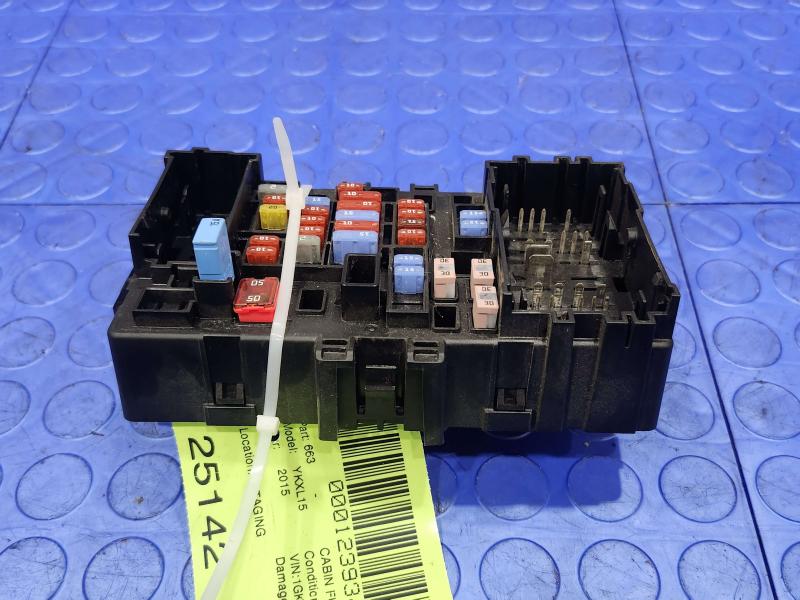 2015 GMC Yukon XL Cabin Fuse Box
