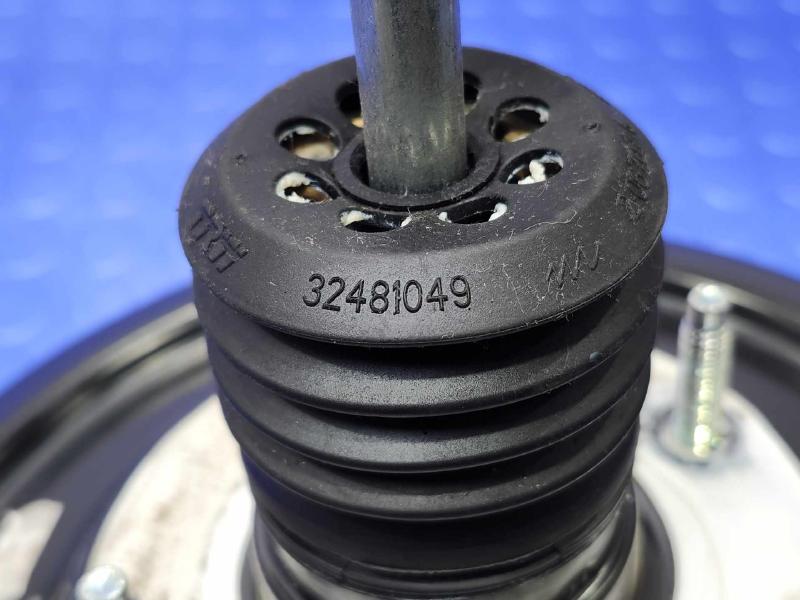 2011-2012 Volkswagen Touareg Power Brake Booster Servo OEM 7P0612101B