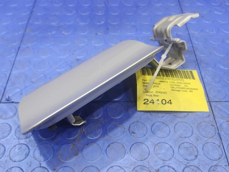 2016-2018 Toyota Prius Fuel Filler Door Gas Flap Silver 1F7 OEM 7735047050