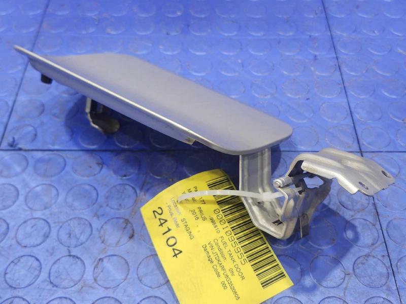 2016-2018 Toyota Prius Fuel Filler Door Gas Flap Silver 1F7 OEM 7735047050