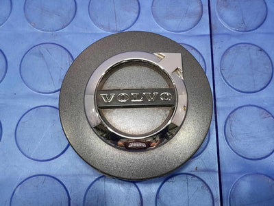 2018 Volvo S90 Center Cap