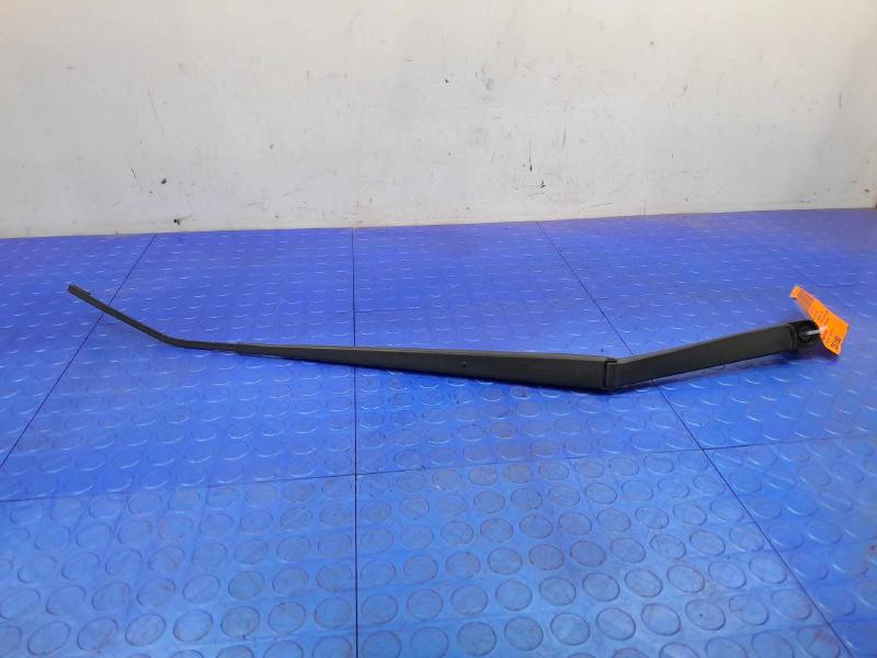 2014 Nissan Versa Wiper Arm