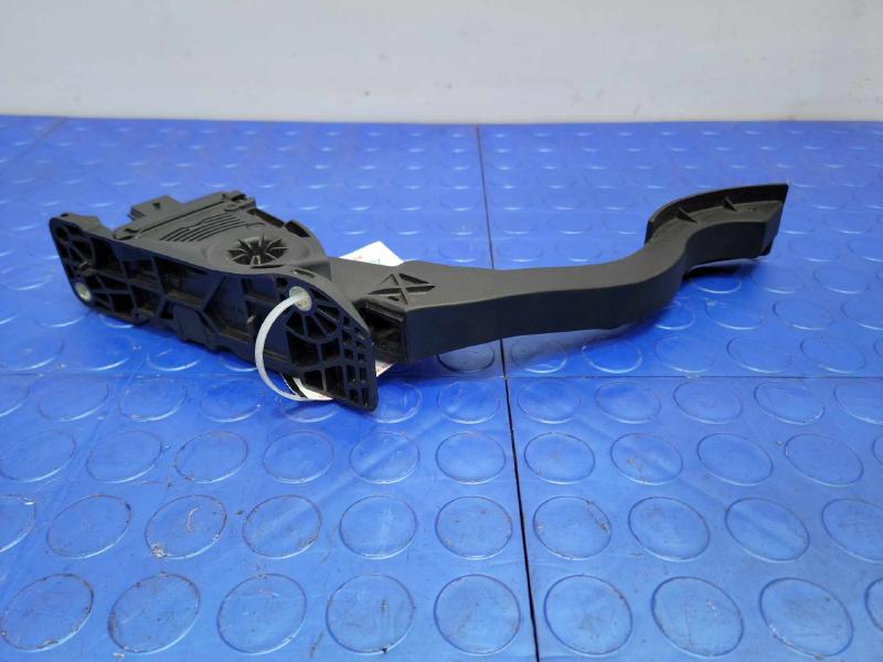 2017-2019 Ford Escape Accelerator Pedal Assembly OEM F1DC-9F836-AA