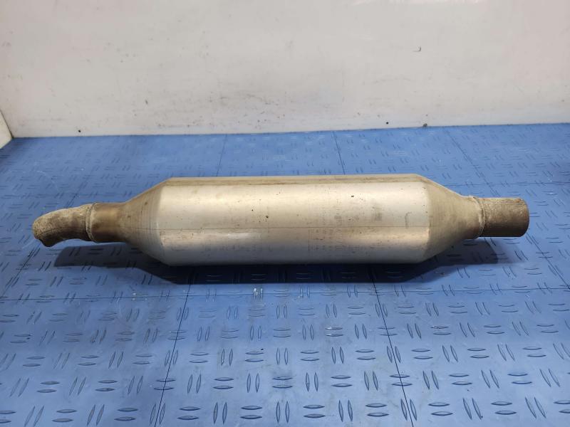 2013 Toyota Camry Muffler