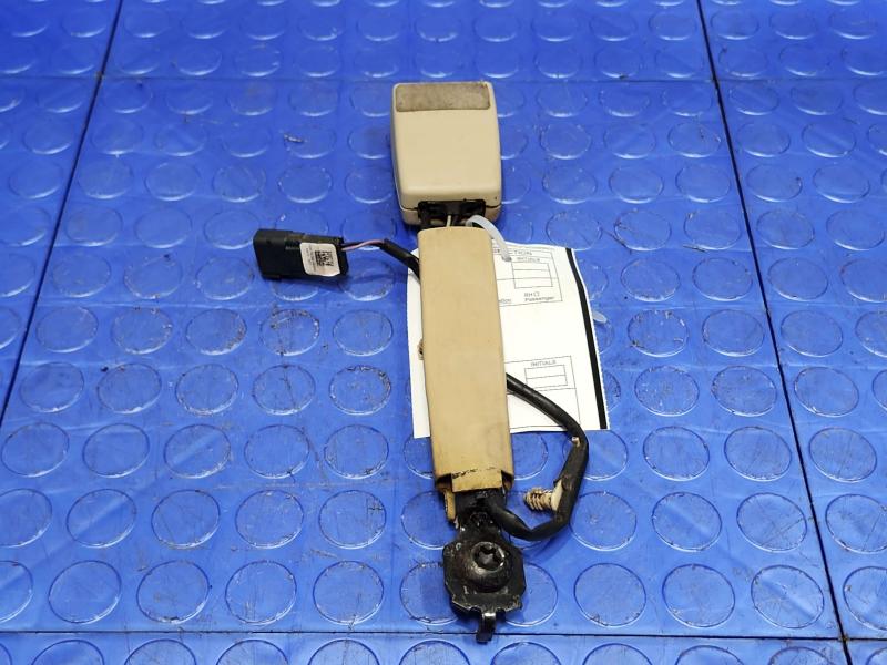 2015 Ford Fusion Front Seat Belt