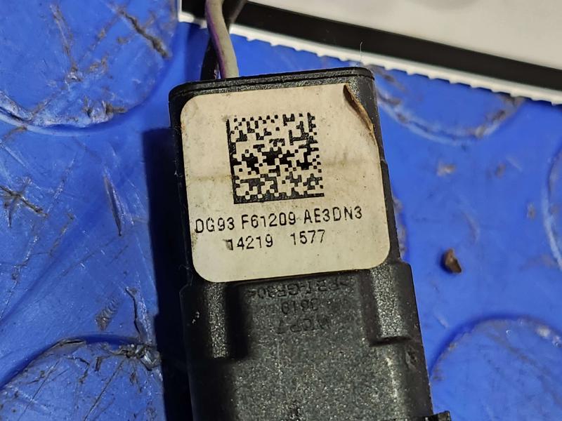 2015 Ford Fusion Front Seat Belt
