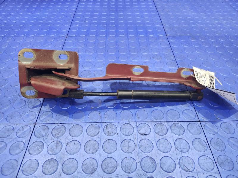 2004 Ford Explorer Hood Hinge