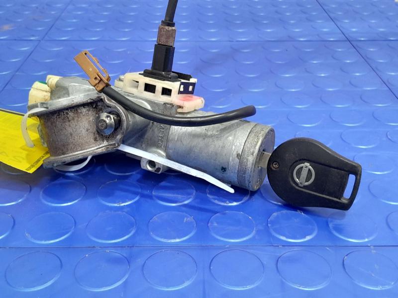 2014-2019 Nissan Versa Ignition Switch Assembly with Key Genuine OEM D87001HL0A