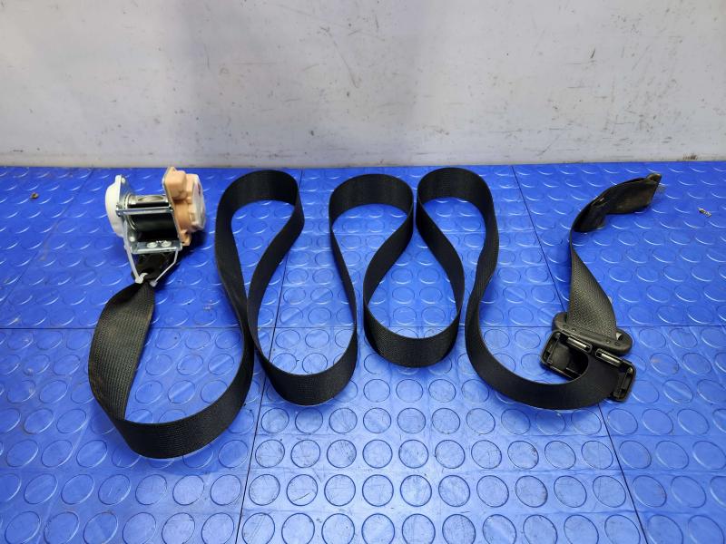 2019 Toyota Camry Rear Seat Belt
