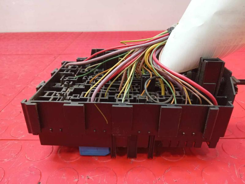 2020 Nissan Sentra Cabin Fuse Box