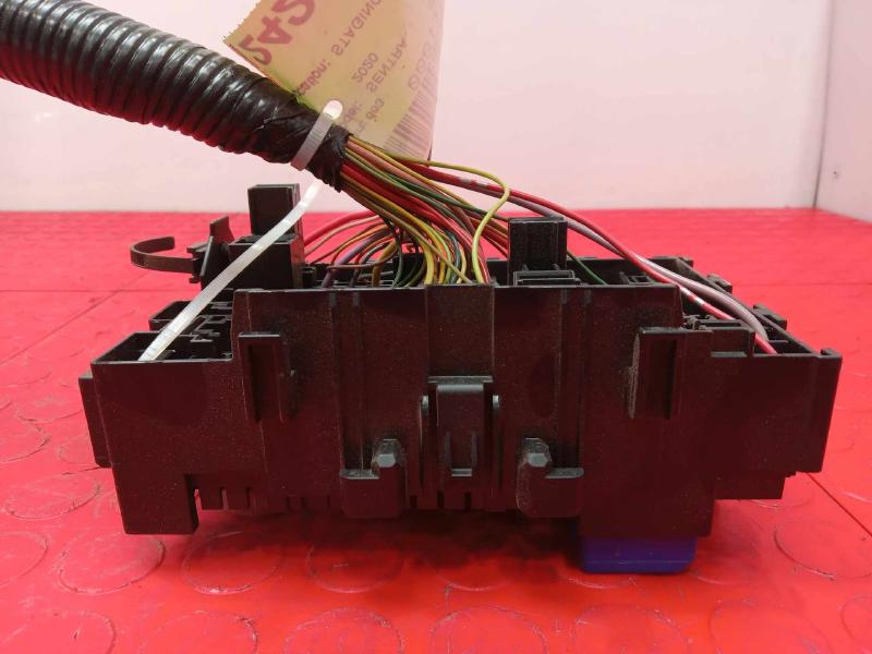 2020 Nissan Sentra Cabin Fuse Box