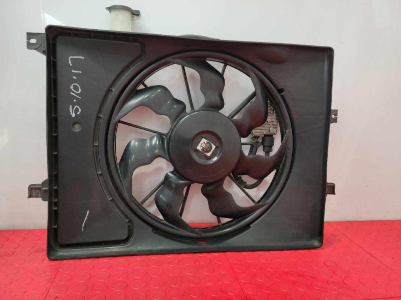 2017-2018 Kia Forte 2.0L Engine Cooling Fan Assembly Genuine OEM 25380B0000