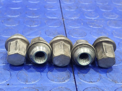 2017 Chevrolet Malibu Lug Nuts