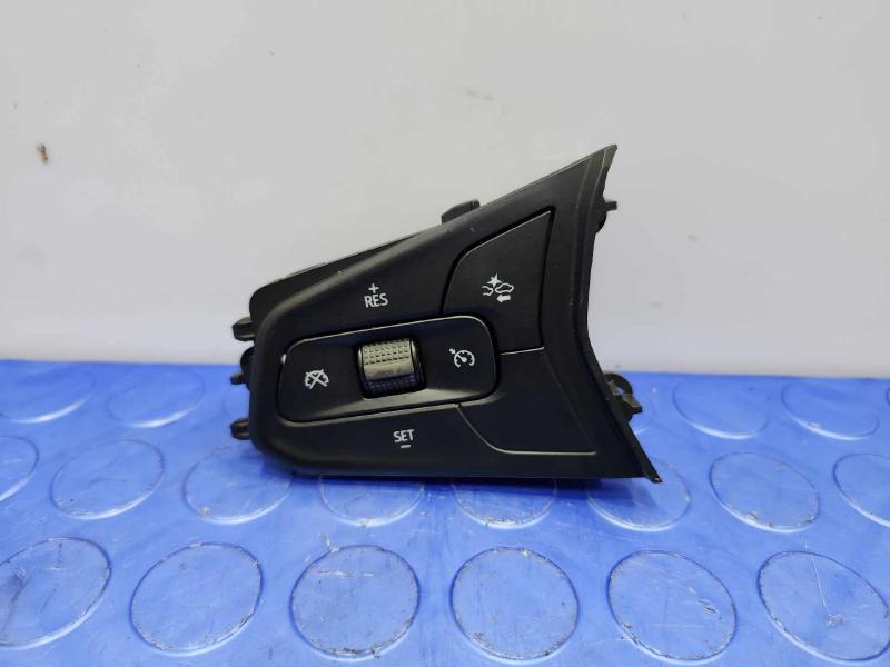 2023 Chevrolet Bolt EUV Combination Switch