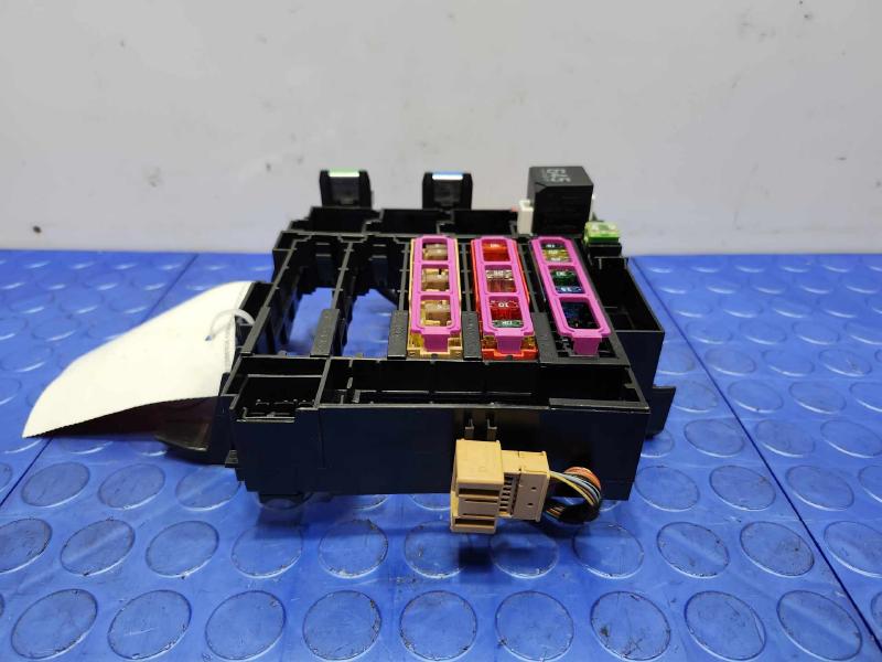 2017-2025 Audi Q7 OEM Cabin Fuse Box Relay Junction Block Genuine