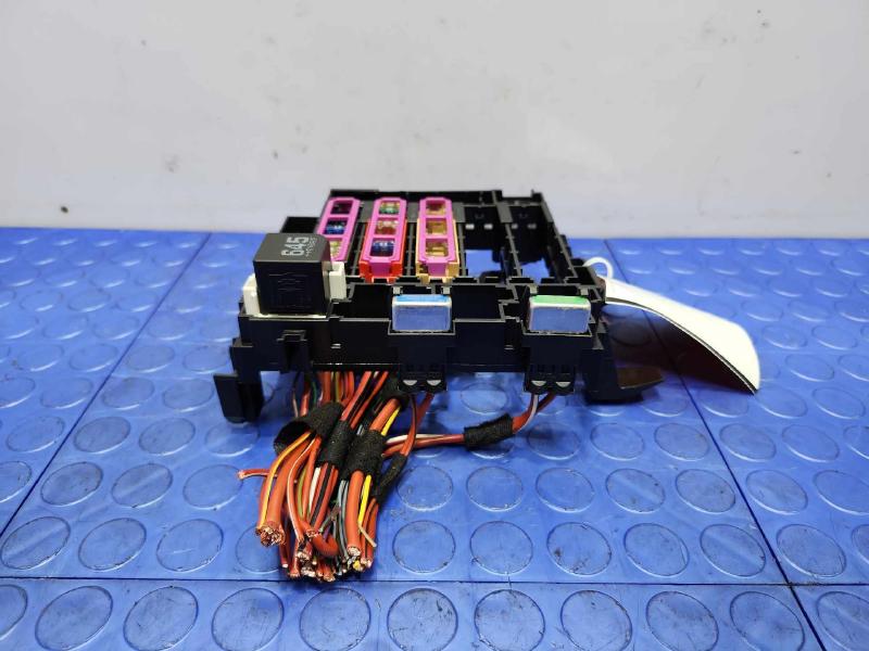2017-2025 Audi Q7 OEM Cabin Fuse Box Relay Junction Block Genuine