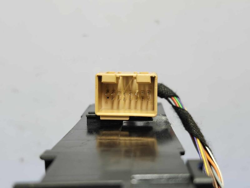 2017-2025 Audi Q7 OEM Cabin Fuse Box Relay Junction Block Genuine
