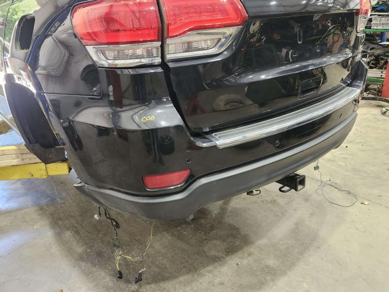 2015 Jeep Grand Cherokee Rear Bumper Assembly