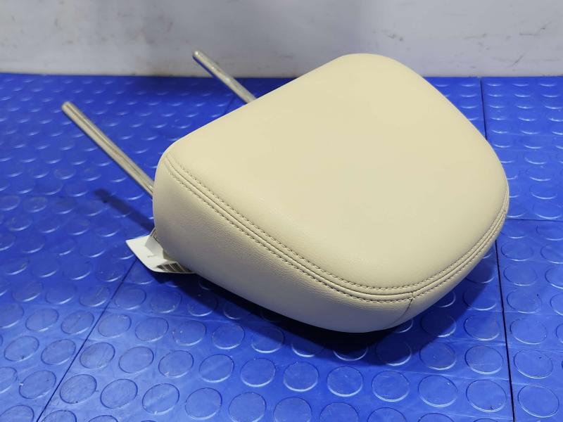 2015 Nissan Murano Headrest