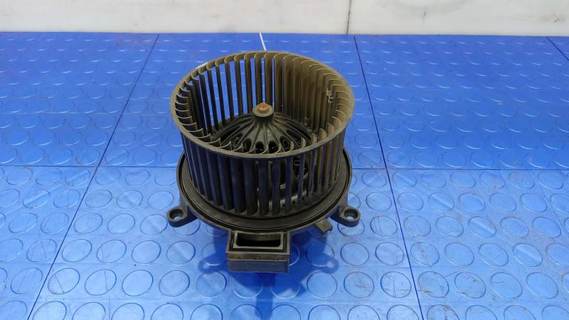 2017 Dodge Grand Caravan Blower Motor