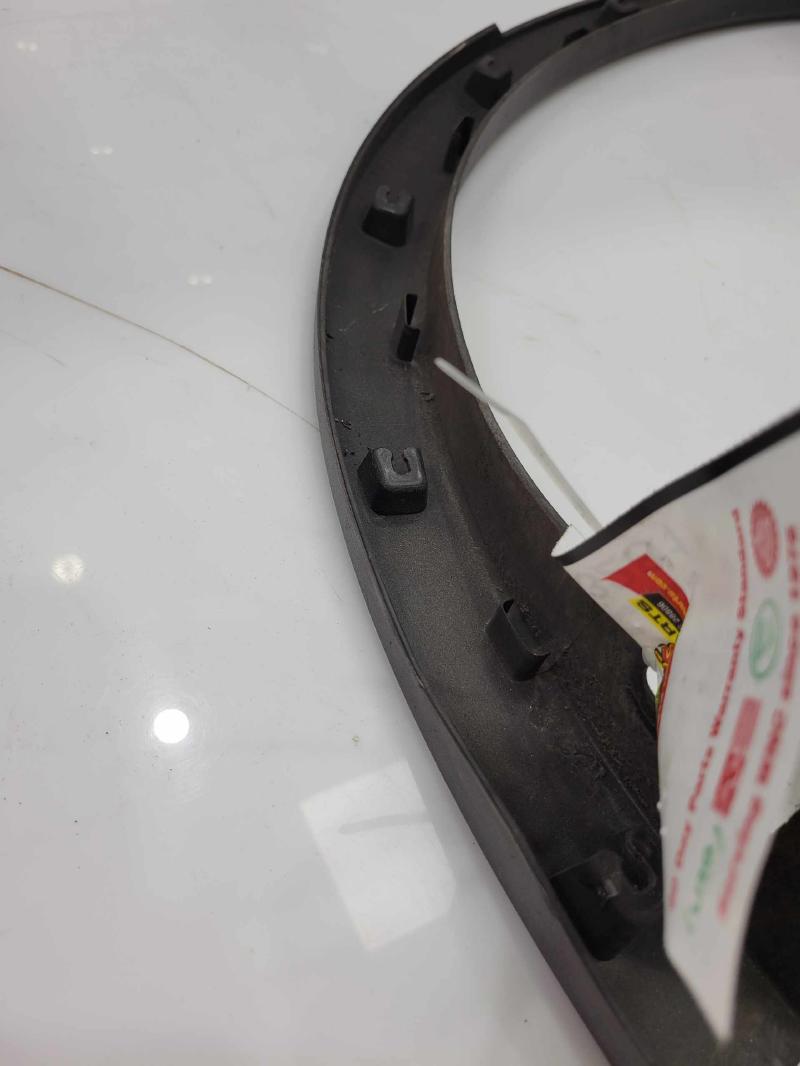 2015 Nissan Rogue Wheel Opening Moulding