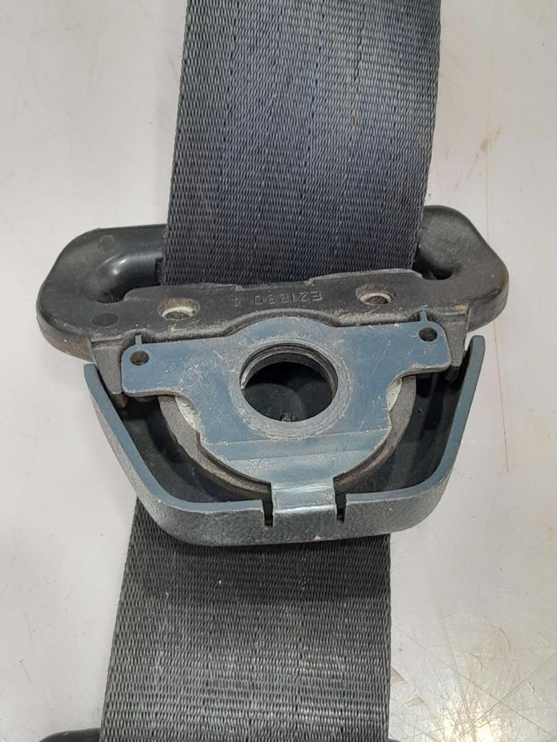 1995 Chevrolet Astro Front Seat Belt