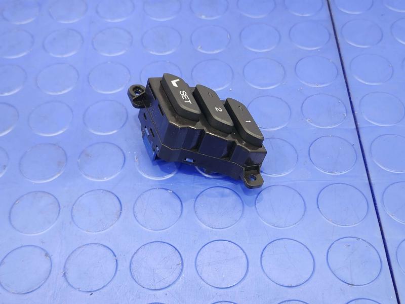 2017 Acura RDX Door Switch Front