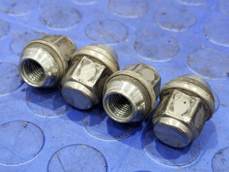2014 Chevrolet Spark Lug Nuts