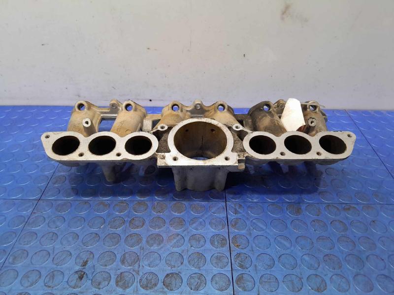 2000 Volvo S80 Intake Manifold