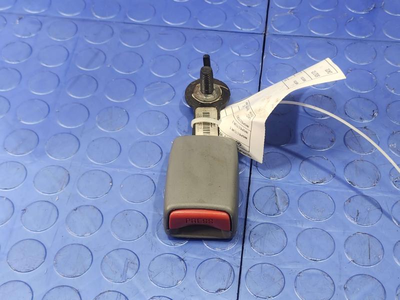 2011 Ford F-150 Rear Seat Belt