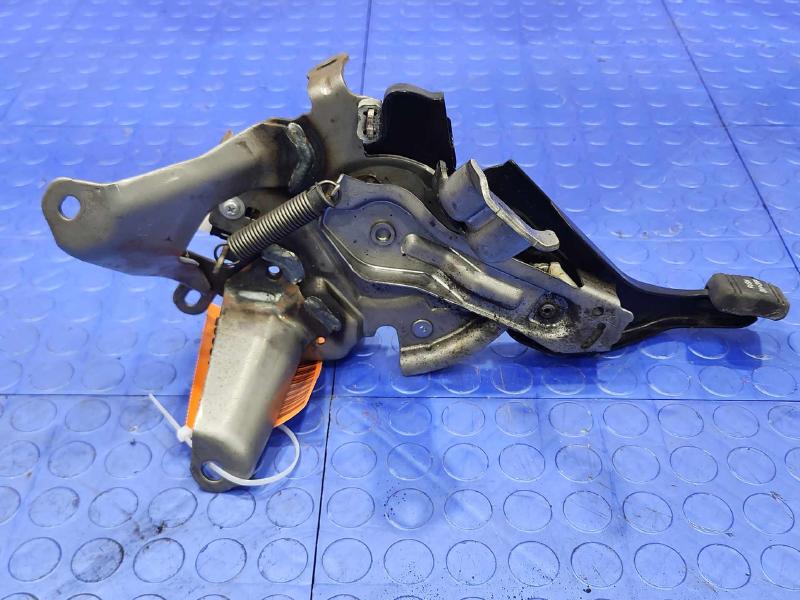 2010-2015 Toyota Prius Parking Brake Lever Pedal Assembly OEM 46200-47070