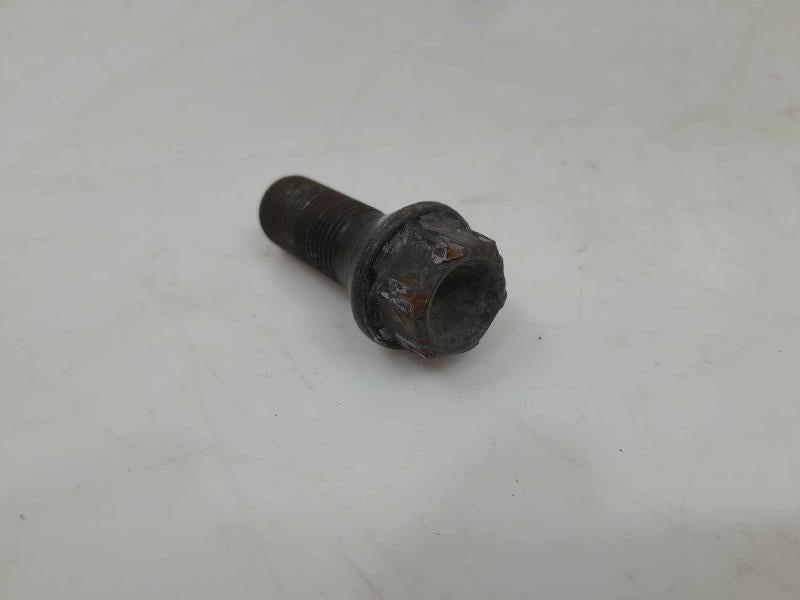 2014 MINI Paceman Lug Nuts