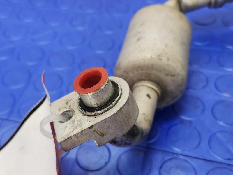 2014 Chevrolet Silverado 1500 Air Conditioner Hose