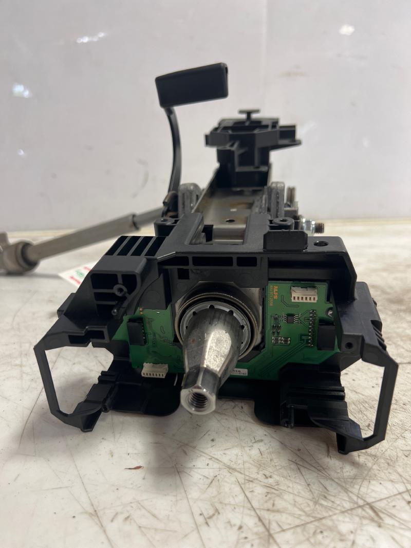 2011 - 2017 Volvo XC60 Steering Column (Bare) OEM 313876658