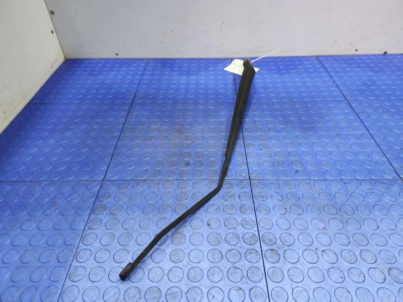 2012 Dodge Grand Caravan Wiper Arm