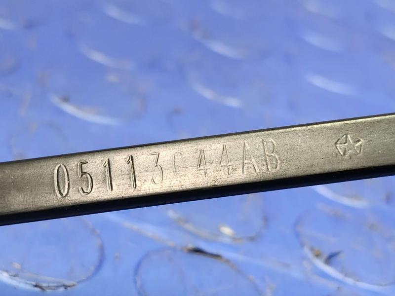 2012 Dodge Grand Caravan Wiper Arm