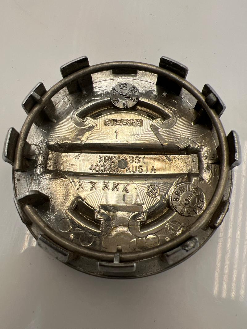 2011 Nissan Juke Center Cap