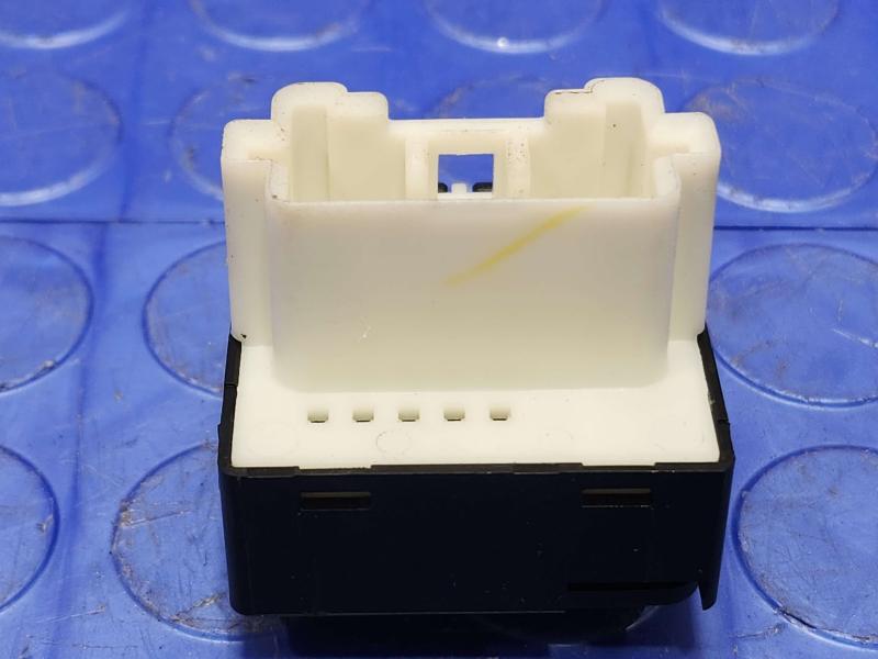 2020 Mitsubishi Outlander Sport Door Switch Front