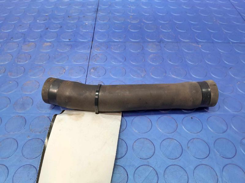 2011 Infiniti QX56 Fuel Filler Neck