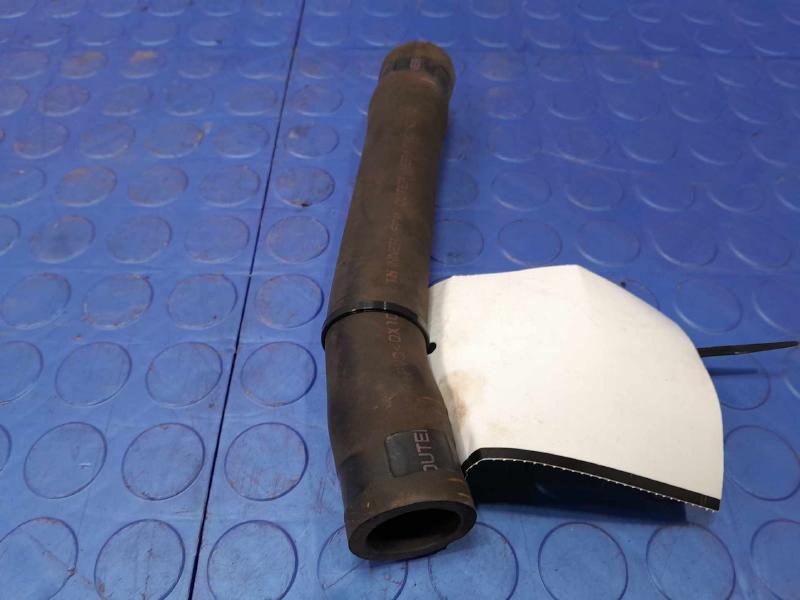 2011 Infiniti QX56 Fuel Filler Neck